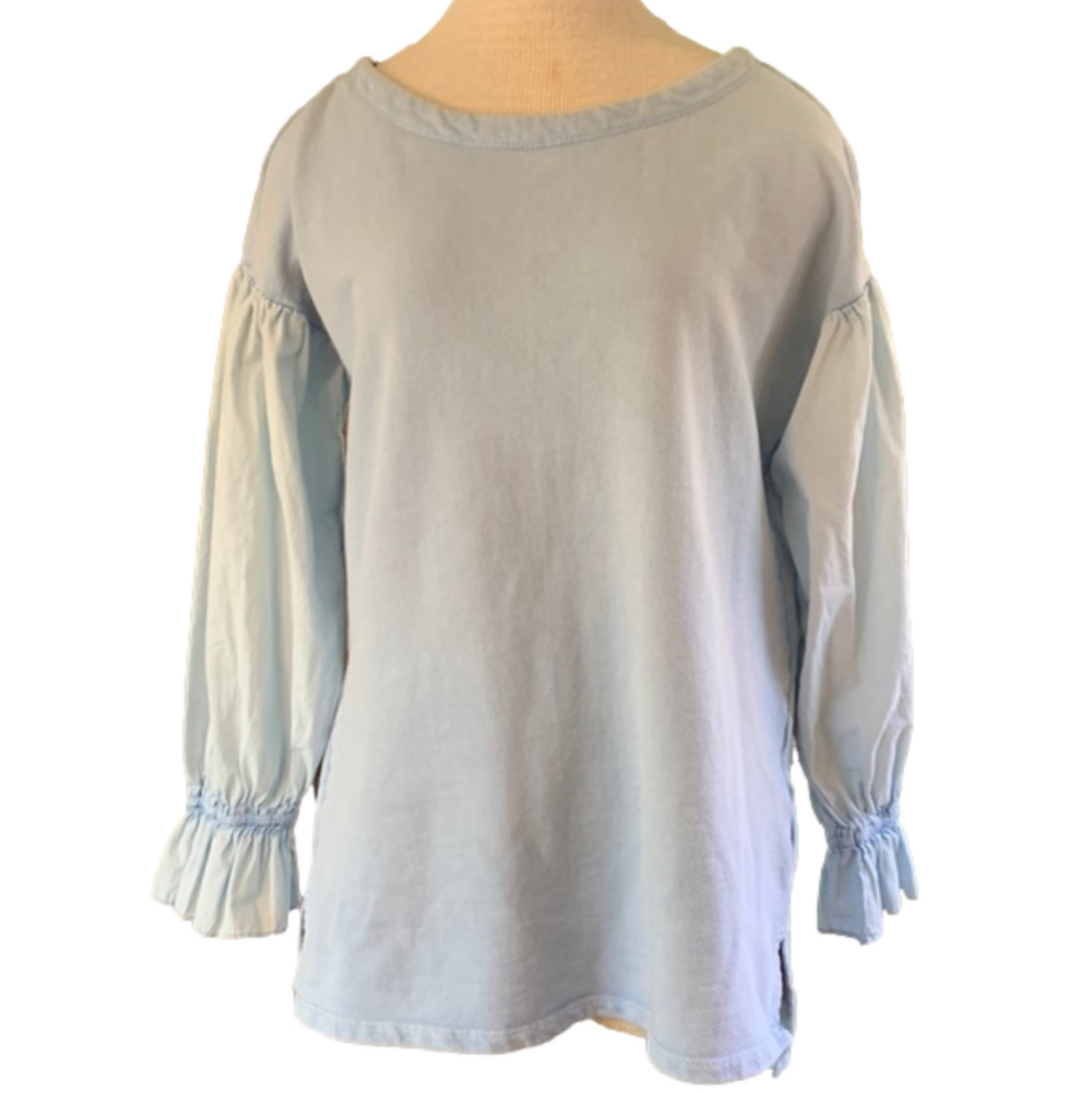 Pilcro sz  M light blue top with denim sleeves